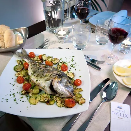 Hotel Felix 3*