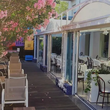 Hotel Felix 3*
